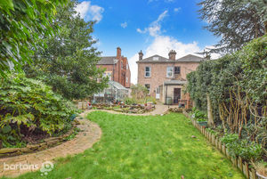 Photo 18- click for photo gallery